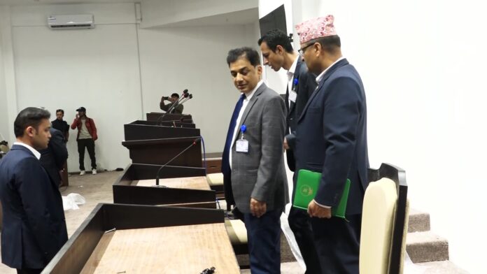 samsad-vawan-nirikchyaan-frame-at-0m34s